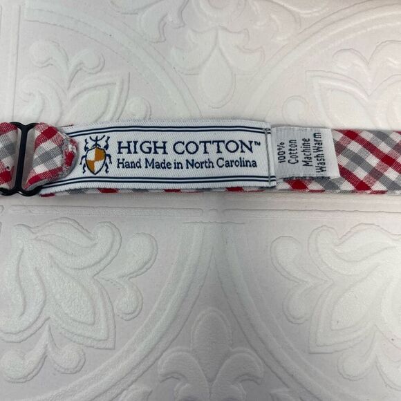 HIGH COTTON NECK BOW TIE, MADE IN NORTH CAROLINA, BEAUTIFUL RED WHITE & BLUE - Picture 2 of 4